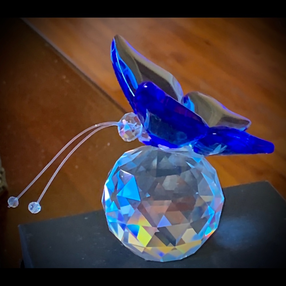 ✨Clearance SALE✨Beautiful glass butterfly 🦋